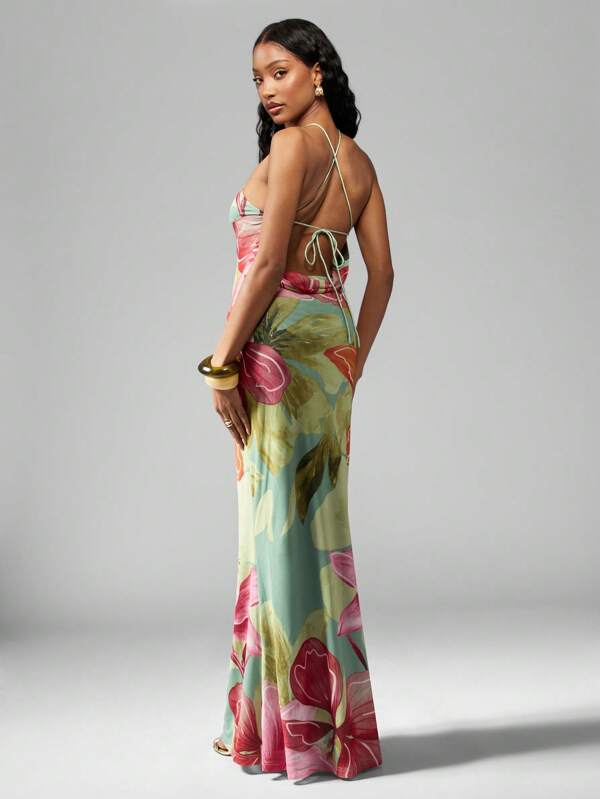 Missguided MISSGUIDED Halter Neck Tropical Floral Hawaiian Print Maxi Dress