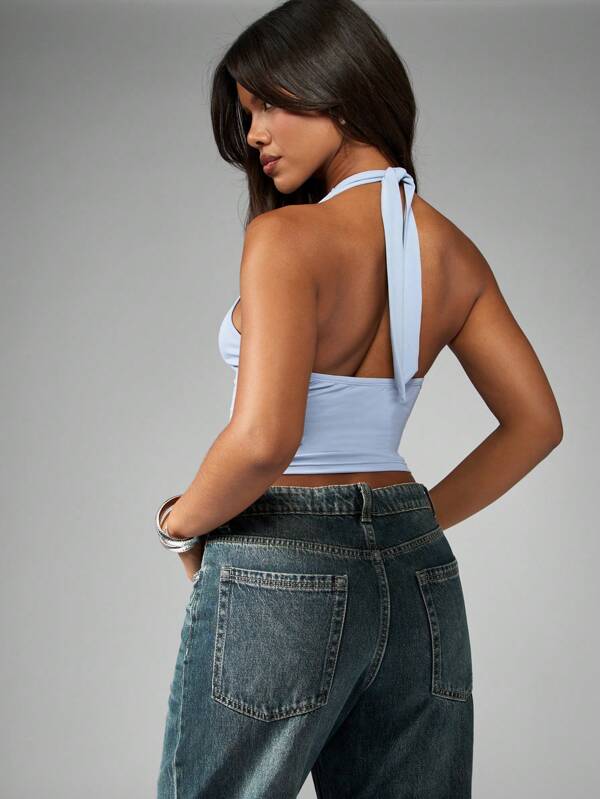 Missguided MISSGUIDED Halter Neck V-Plunge Workout Tank Top