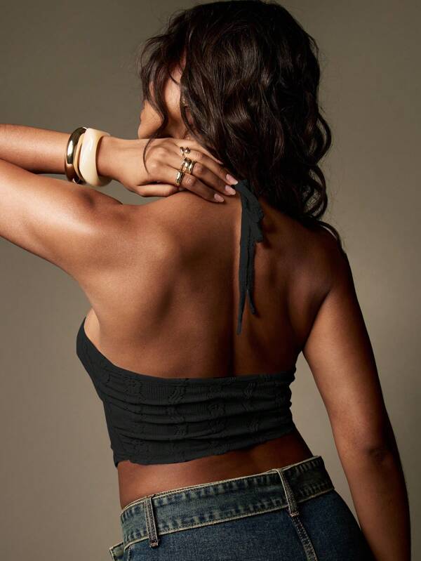 Missguided MISSGUIDED Halterneck Crochet Backless Crop Tank Top