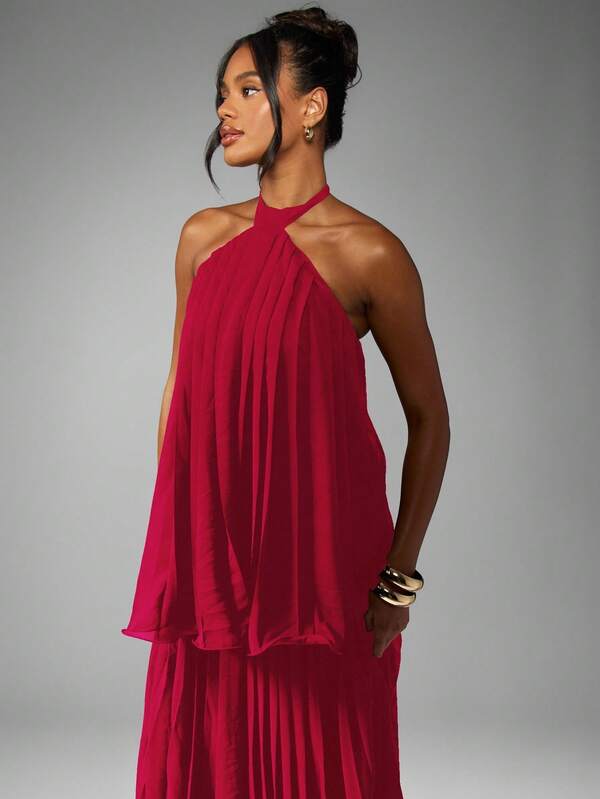 Missguided MISSGUIDED Halterneck Layered Chiffon Maxi Dress With Pleated Details