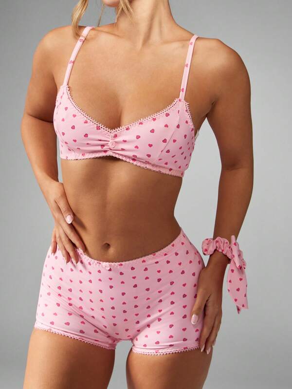 missguided MISSGUIDED Heart Print Delicate Lace Trim Bow Detail Boy Short Bra And Panty Set