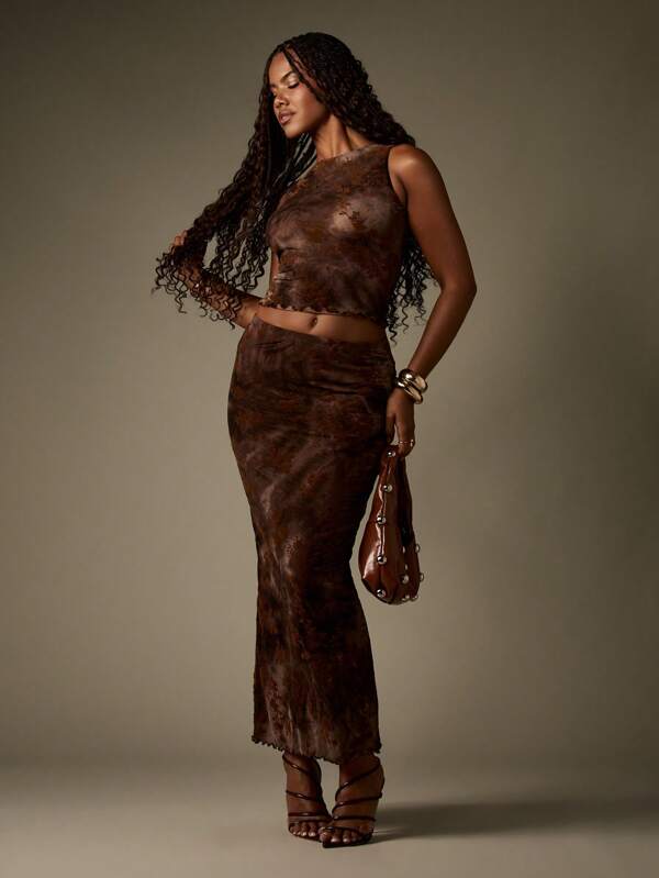 missguided MISSGUIDED High Neck Crop Top And Maxi Skirt With Distressed Texture