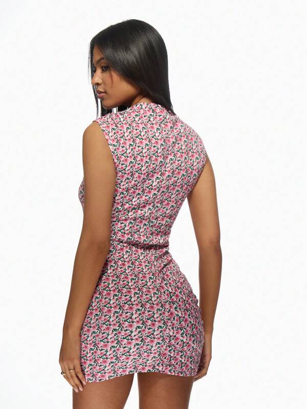 Missguided MISSGUIDED High Neck Sleeveless Floral Retro Print Ruched Bodycon Mini Dress