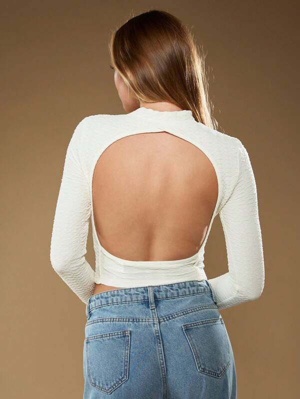 Missguided MISSGUIDED High Neck Top With Cut Out Back