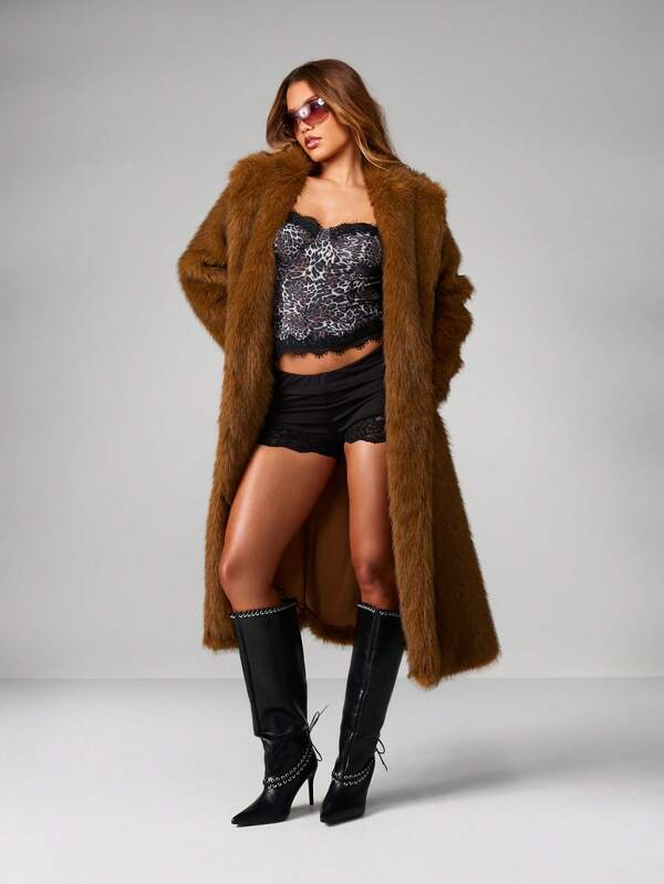 Missguided MISSGUIDED High Rise Lace Trim Stretch Hot Pants