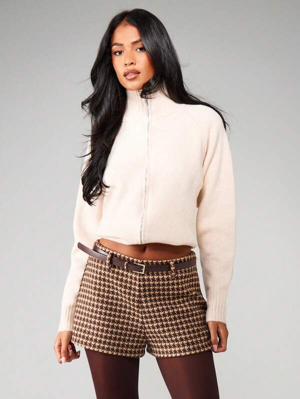 Missguided MISSGUIDED High Waisted Houndstooth Belted Mini Shorts