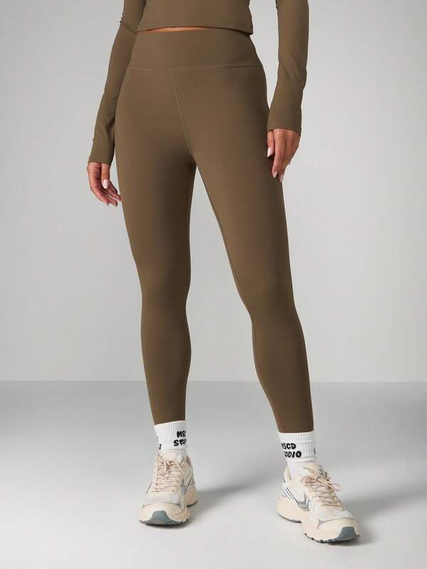 Missguided MISSGUIDED High Waisted Seamless Compression Leggings With Logo Detail