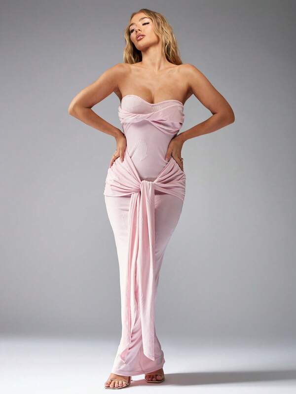 Missguided MISSGUIDED Jacquard Twisted Bust Tie Detail Waist Bandeau Maxi Dress