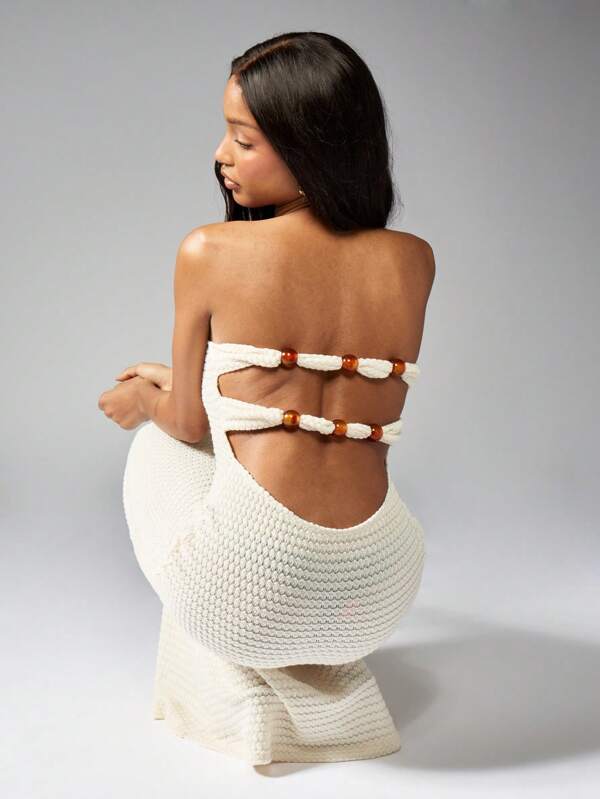 missguided MISSGUIDED Knit Maxi Dress With Open Back Design And Bead Trim Detail