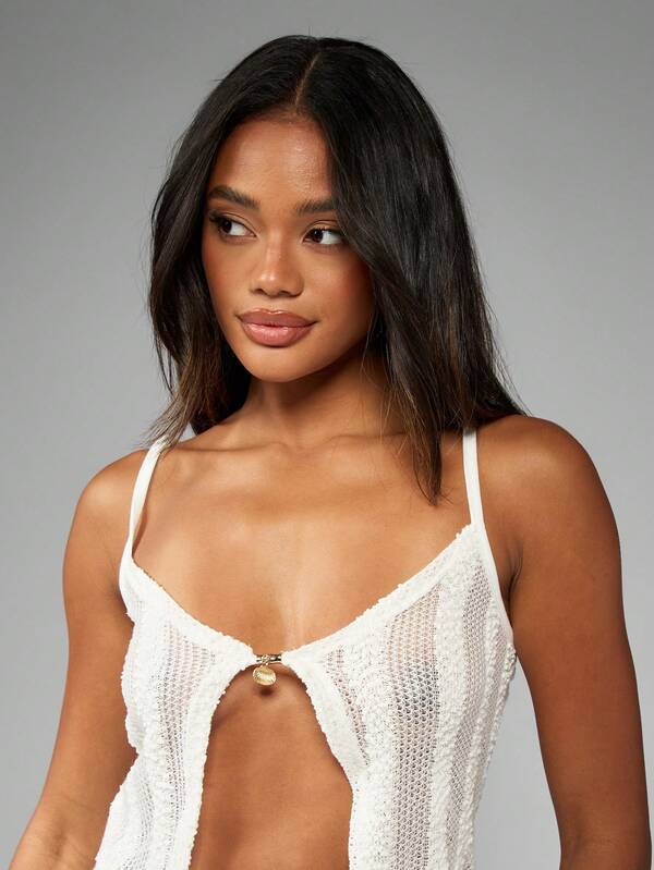 Missguided MISSGUIDED Knitted Button Front Split Bust Crop Tank Tops & Camis