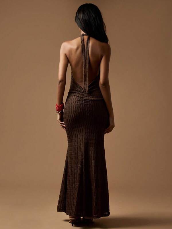 Missguided MISSGUIDED Knitted Maxi Dress With Halter Neck And Ruched Detail