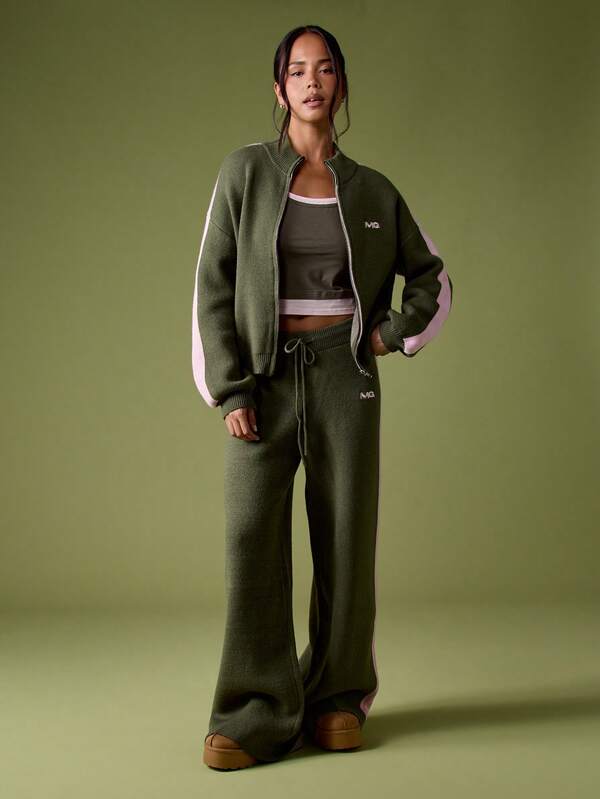 missguided MISSGUIDED Knitted Wide Leg Trouser With Embroidery And Stripe Detail For Winter Layering Cozy Casual Comfort