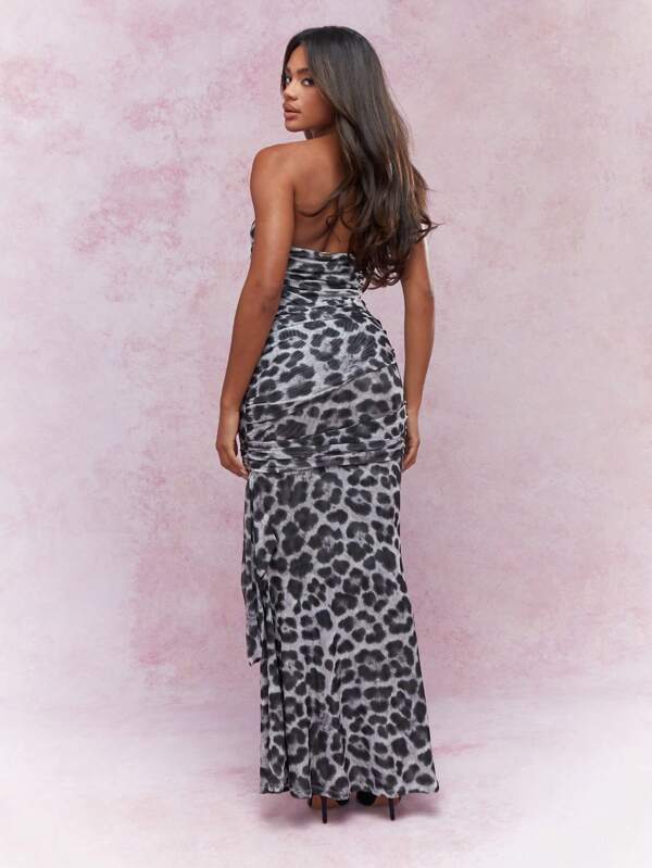 Missguided MISSGUIDED Knot Detail Leopard Print Bandeau Maxi Dress