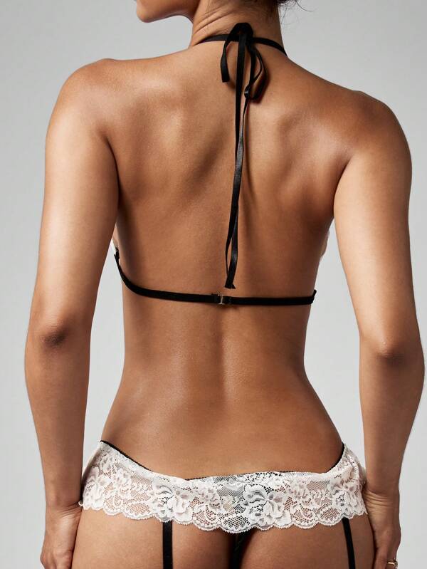Missguided MISSGUIDED Lace Halter Bra And Panty Set With Garter Belt