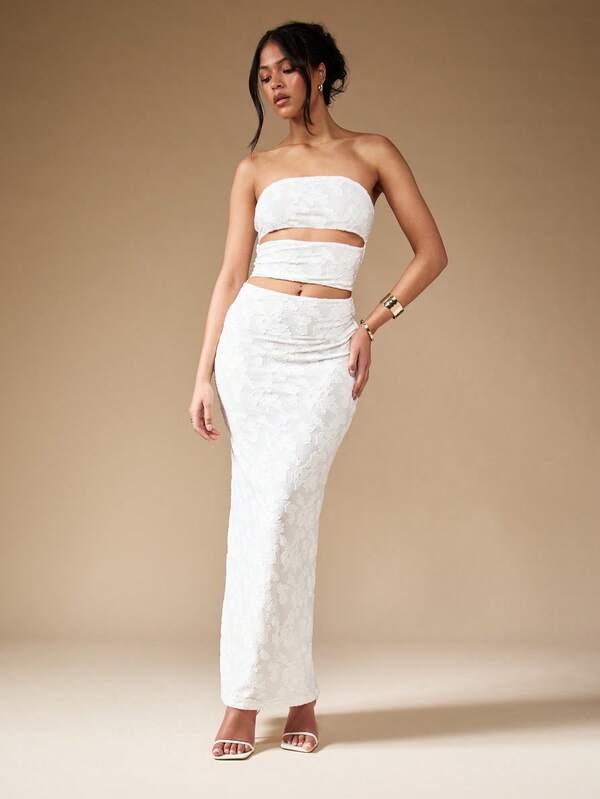 Missguided MISSGUIDED Lace Strapless Cut Out Bandeau Maxi Dress