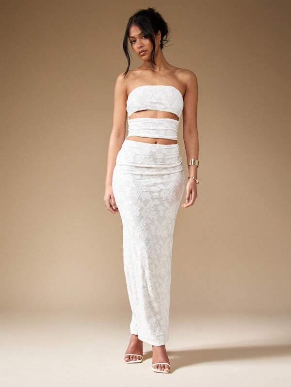 missguided MISSGUIDED Lace Strapless Cut Out Bandeau Maxi Dress