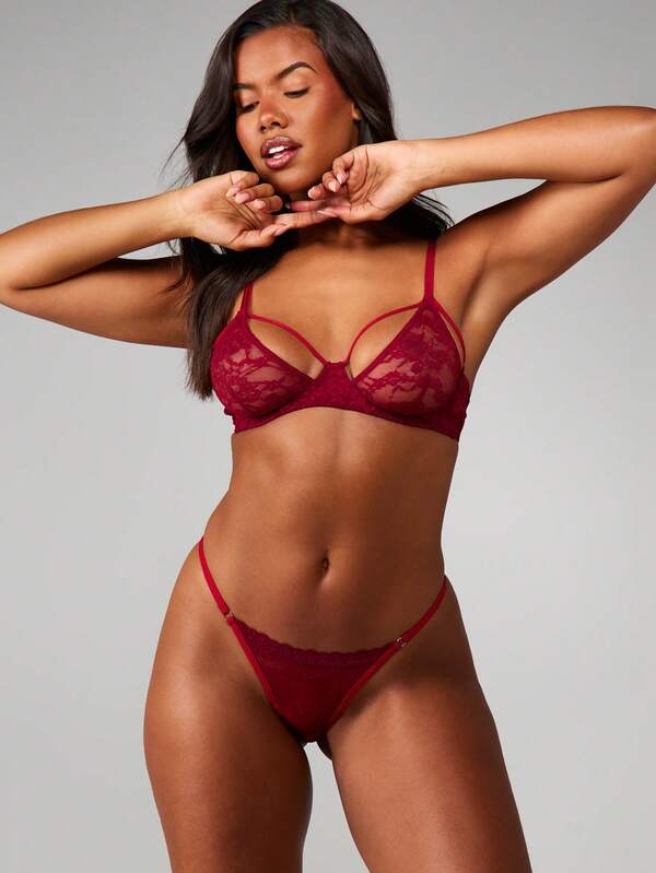 Missguided MISSGUIDED Lace Thong With Floral Design