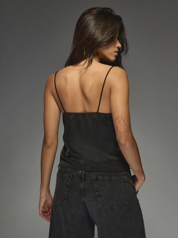 Missguided MISSGUIDED Lace Trim Satin Camisole With Delicate V Neckline