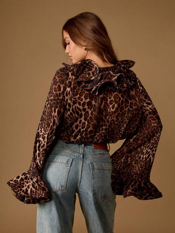 Missguided MISSGUIDED Leopard Print Organza Blouse With Bell Sleeves And Ruffle Collar