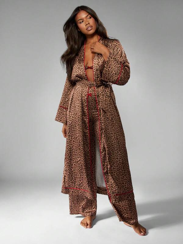 missguided MISSGUIDED Leopard Print Satin Long Robe With Contrast Piping
