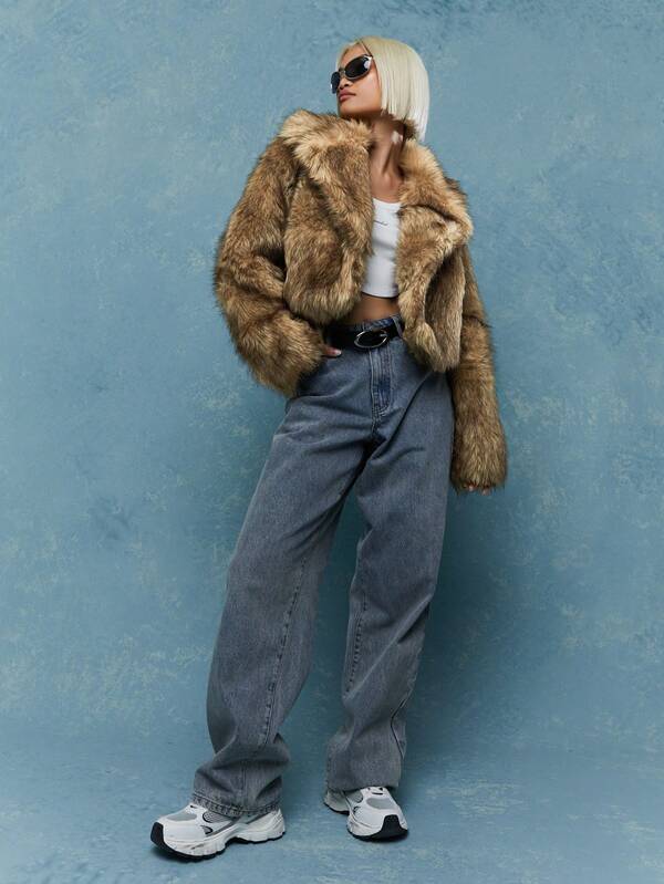 Missguided MISSGUIDED Long Collar Fluffy Crop Jacket Winter Wear