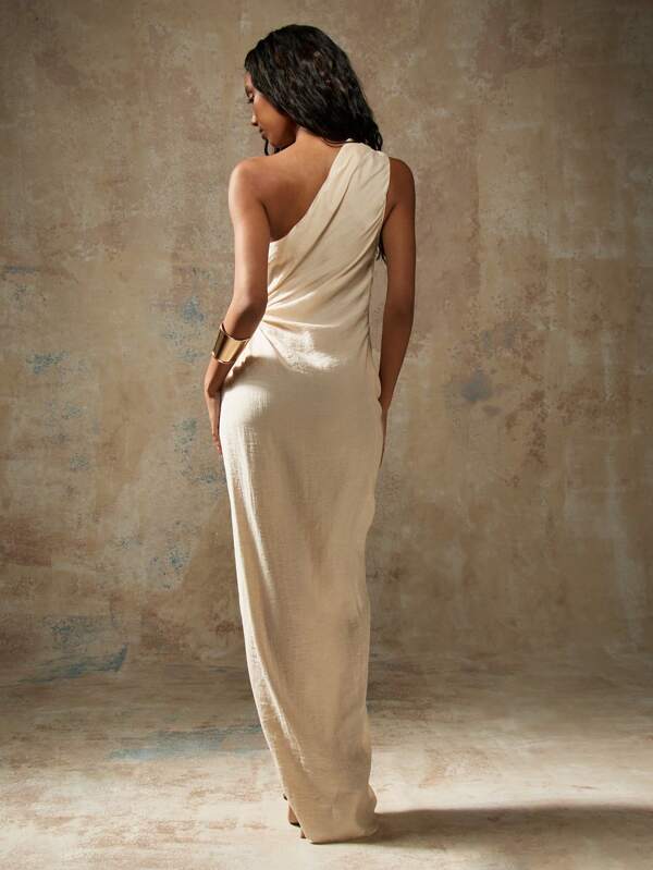 Missguided MISSGUIDED Long Dress With One Shoulder Side Slit And Cutout