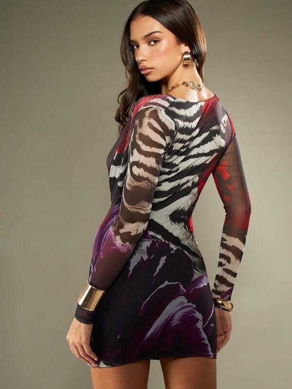 Missguided MISSGUIDED Long Sleeve Abstract Print Bodycon Mini Dress With Cutout