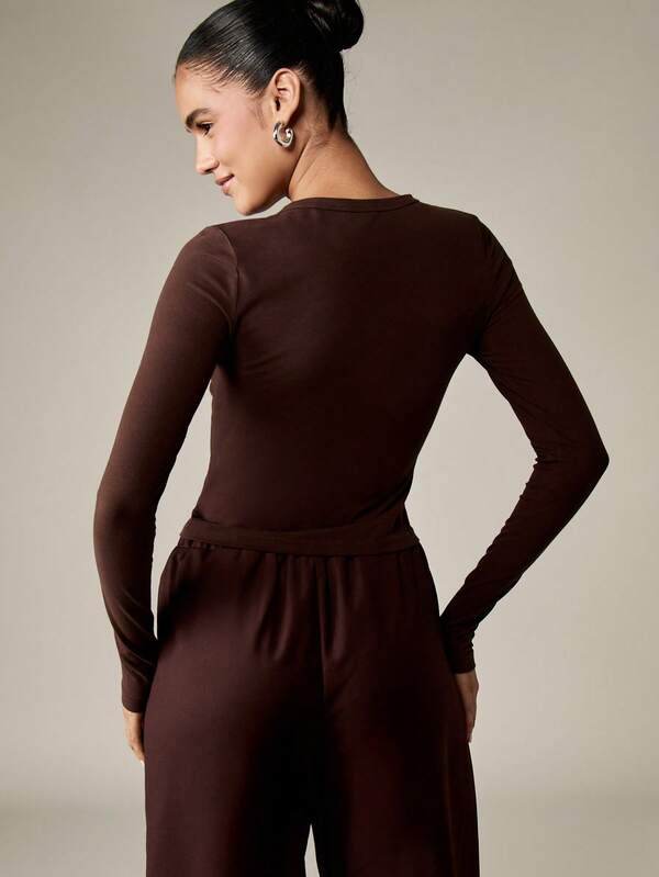 Missguided MISSGUIDED Long Sleeve Henley Crop Top With Embossed Logo