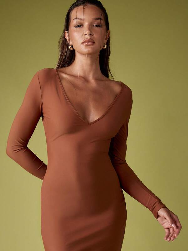 Missguided MISSGUIDED Long Sleeve Plunge Neck Fitted Midi Dress