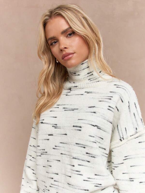 Missguided MISSGUIDED Long Sleeve Turtleneck Oversized Knit Sweater