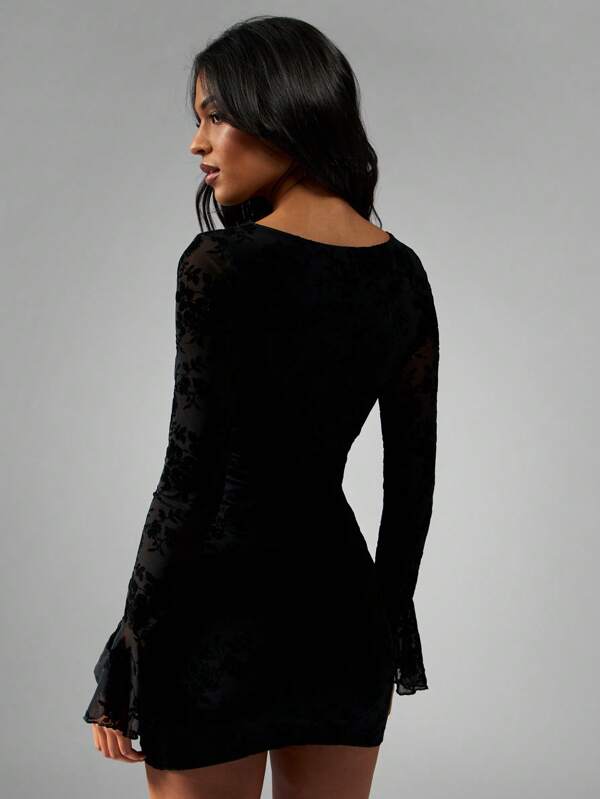Missguided MISSGUIDED Long Sleeve Velvet Burnout Mini Dress Flare Bell Sleeves