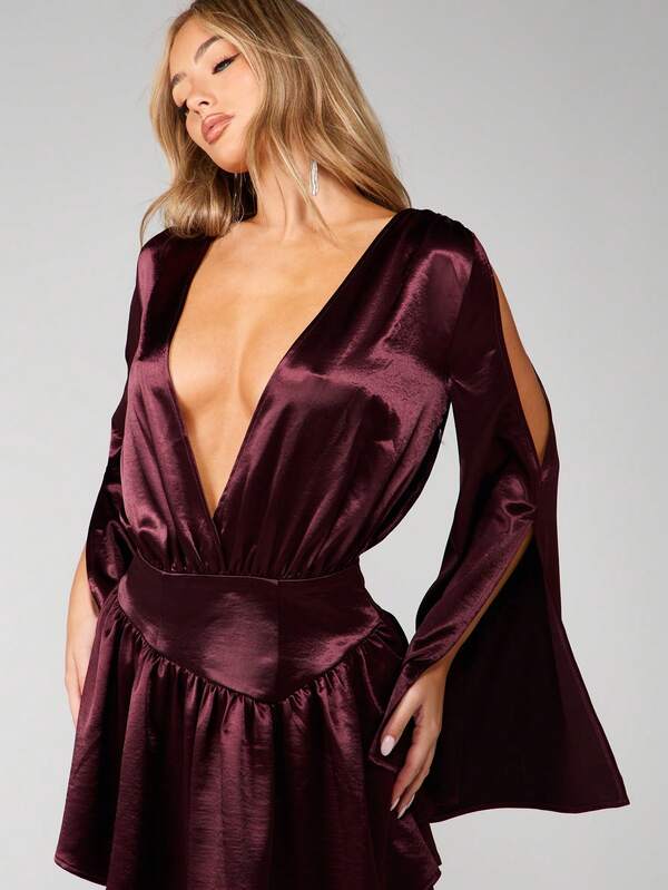 Missguided MISSGUIDED Long Sleeve Velvet Wrap Mini Dress