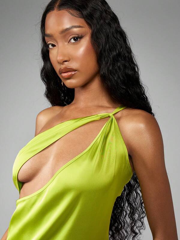 Missguided MISSGUIDED Luxurious One Shoulder Cut Out Satin Midaxi Dress
