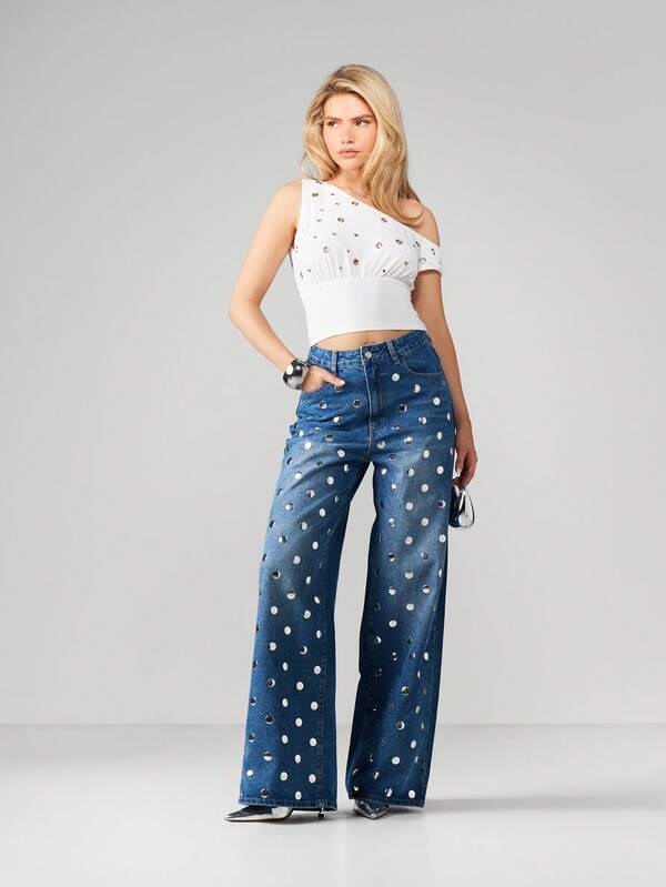 Missguided MISSGUIDED Eyelet Off Shoulder Crop Top