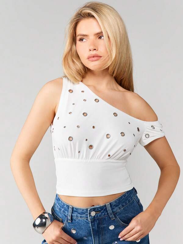 missguided MISSGUIDED Eyelet Off Shoulder Crop Top