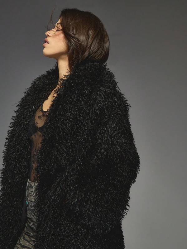 Missguided MISSGUIDED Long Shaggy Faux Fur Coat