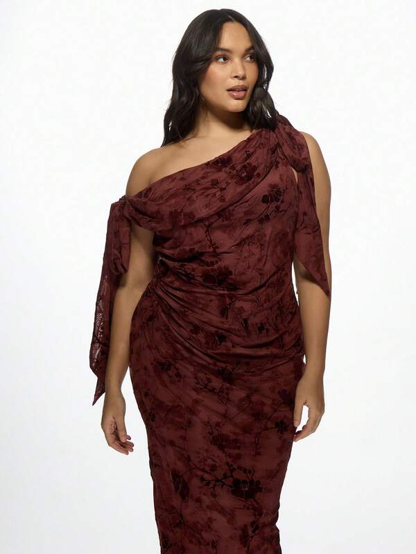 Missguided MISSGUIDED MISSGUIDED PLUS Elegant One-Shoulder Velvet Ruched Maxi Plus Size Dresses