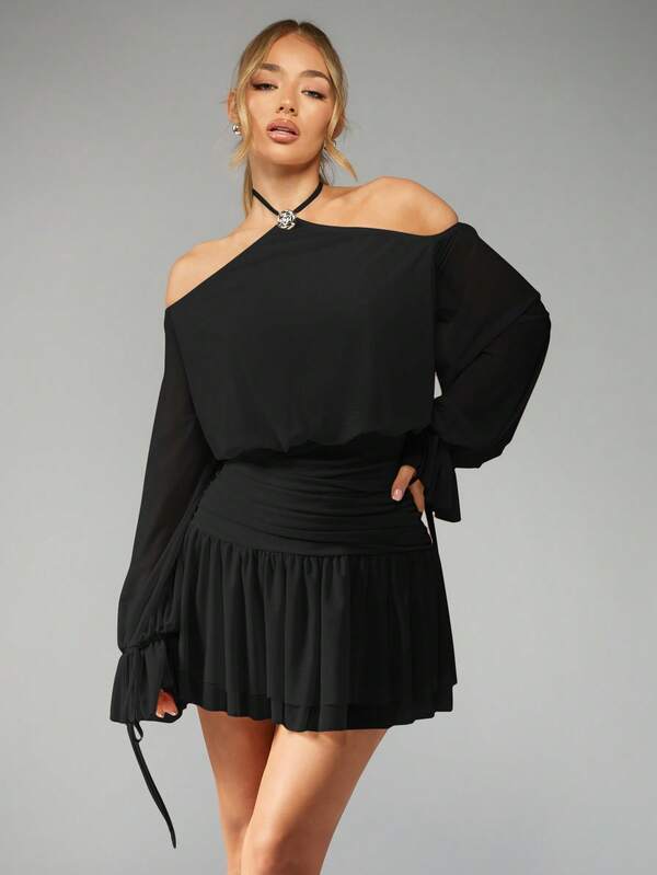 Missguided MISSGUIDED MISSGUIDED PLUS Plus Size Halter Neck Balloon Sleeve Mini Dress Ruched Waist Elegant