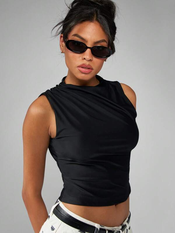 missguided MISSGUIDED Mock Neck Sleeveless Crop Top With Ruched Design