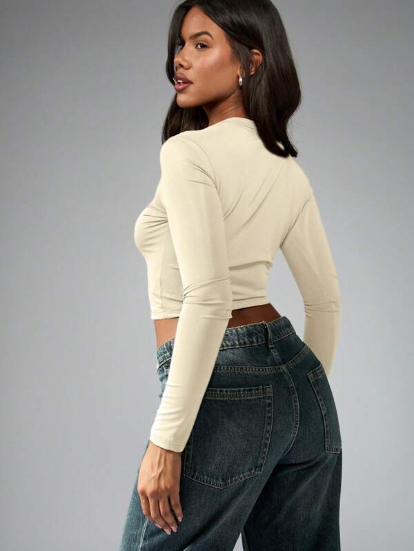 Missguided MISSGUIDED Modern Minimal Long Sleeve Cropped T-Shirt