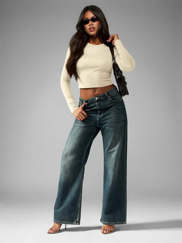 Missguided MISSGUIDED Modern Minimal Long Sleeve Cropped T-Shirt