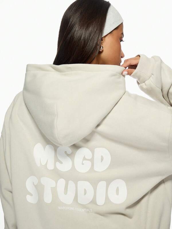 Missguided MISSGUIDED Msgd Studio Oversized Comfortable Sweatshirt With Centre Pocket