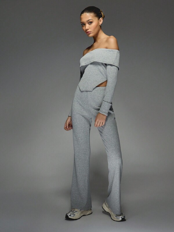 missguided MISSGUIDED Off-Shoulder Bardot Long Sleeve Slim Fit Top & Flared Trouser Co-Ord Set