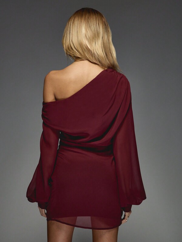 Missguided MISSGUIDED Off Shoulder Draped Mini Dress With Balloon Sleeves