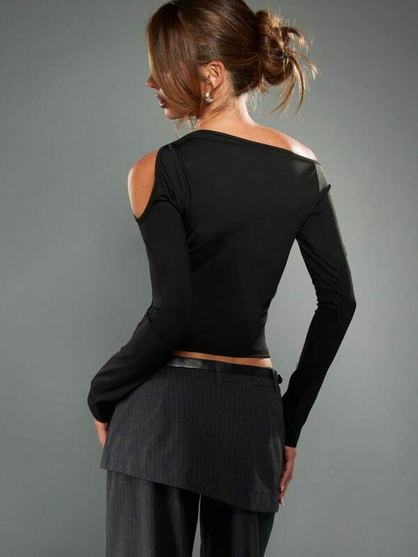 Missguided MISSGUIDED Off Shoulder Long Sleeve Crop Top With Cutout