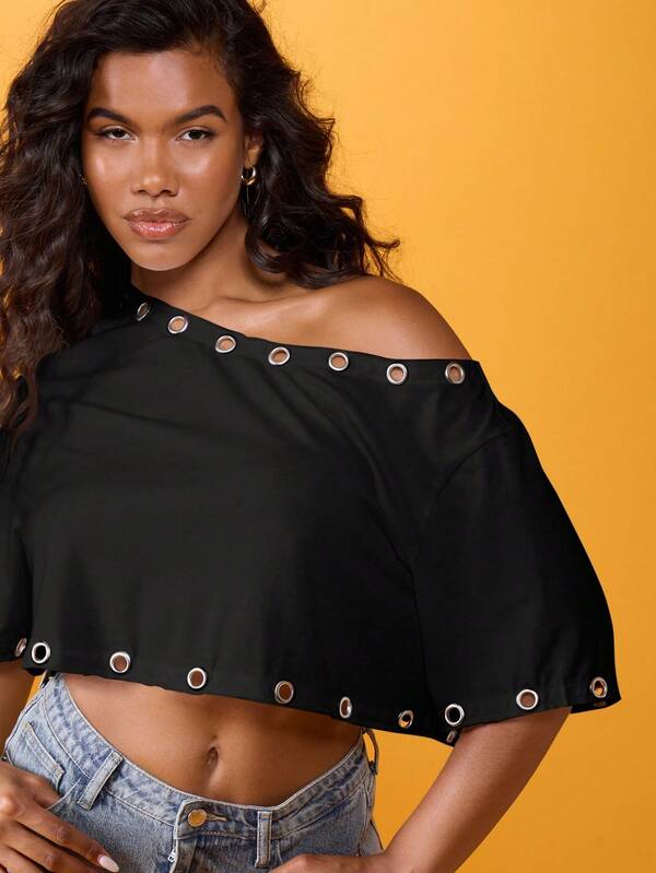 Missguided MISSGUIDED Off Shoulder Oversized T Shirt With Grommets