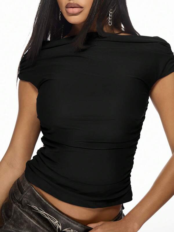 Missguided MISSGUIDED Off Shoulder Ruched Form-Fitting T-Shirt