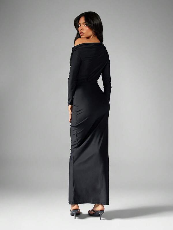 Missguided MISSGUIDED Off Shoulder Ruched Maxi Dress With Long Sleeves