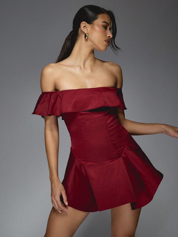 missguided MISSGUIDED Off Shoulder Ruffle Mini Dress With Flared Skirt