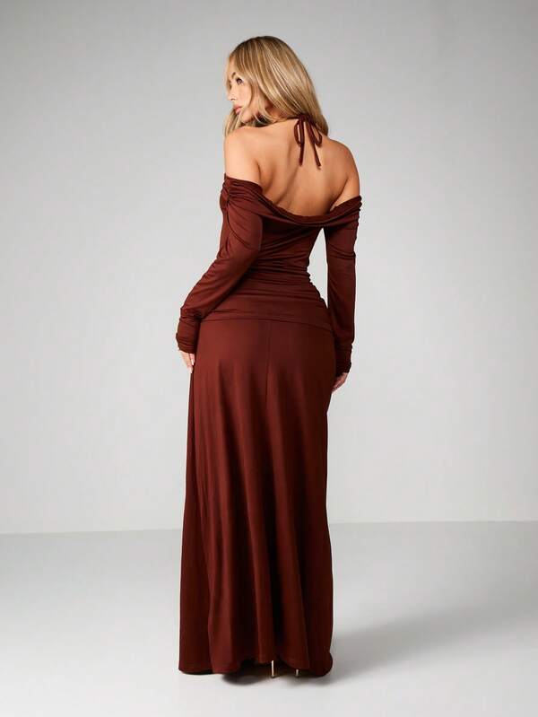 Missguided MISSGUIDED Off Shoulder Twisted Cutout Maxi Dress